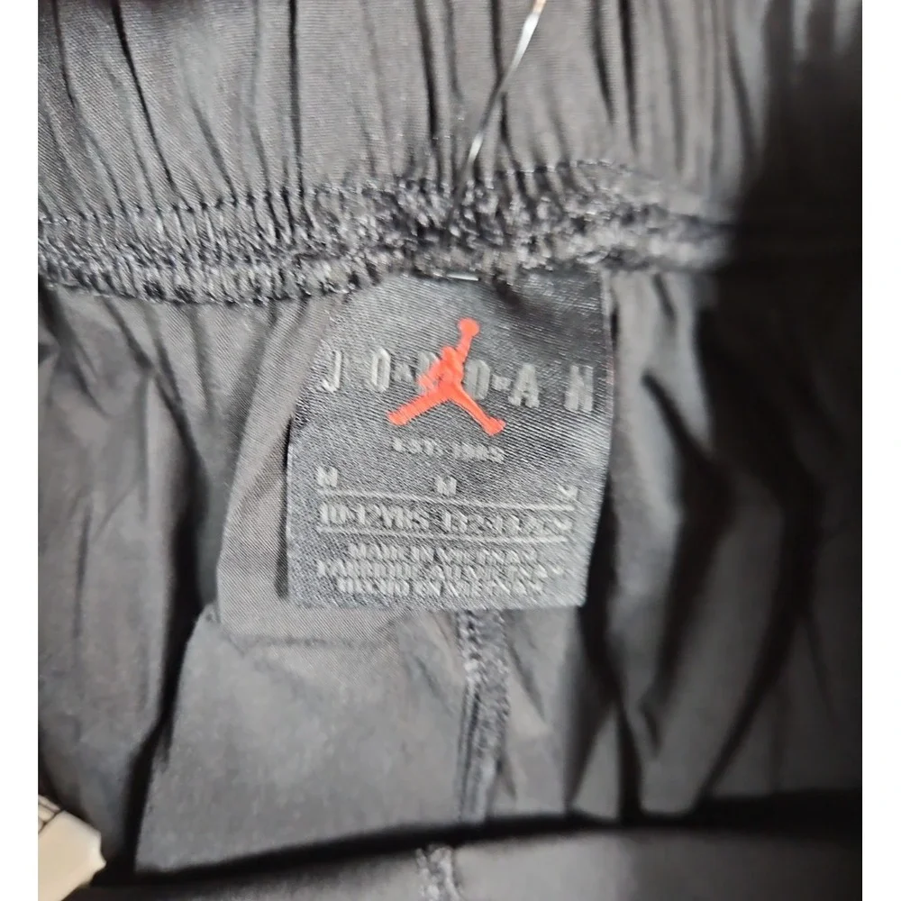 Jordan Boys Black Pull On Cargo Pants Size Medium (10/12) NWT